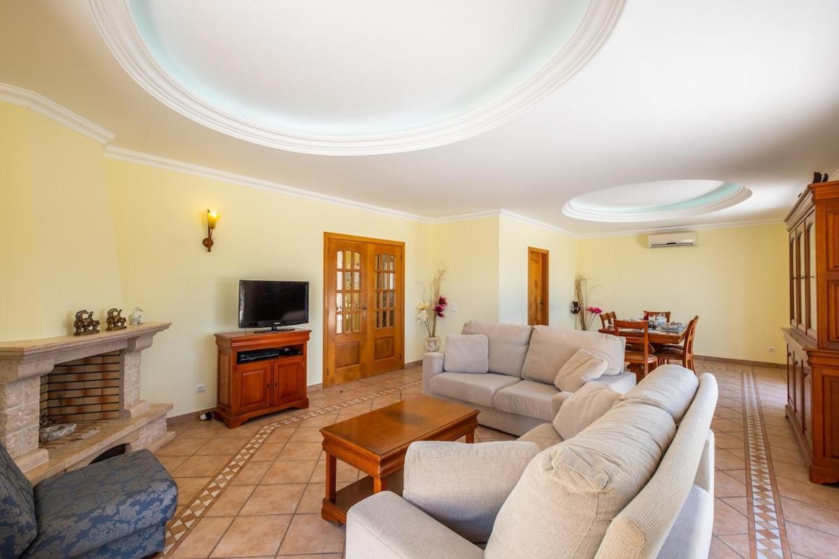 Villa Vista Marina อัลบูเฟรา ภายนอก รูปภาพ